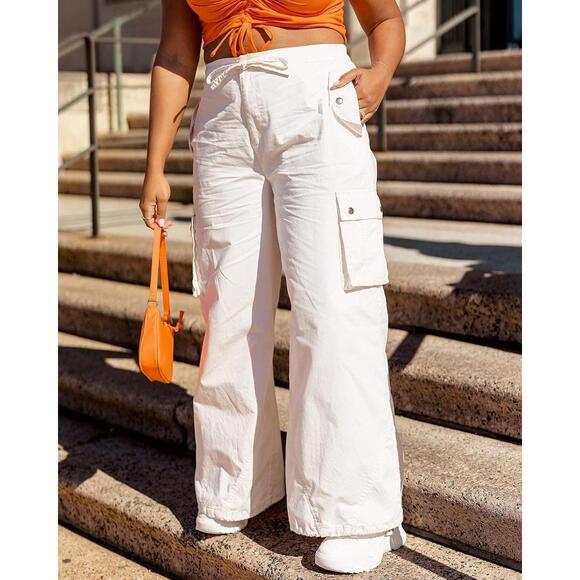 Pants - NWT The Drop Whisper White Drawstring Cargo Pant by @lifeoftanyamarie SZ M‎